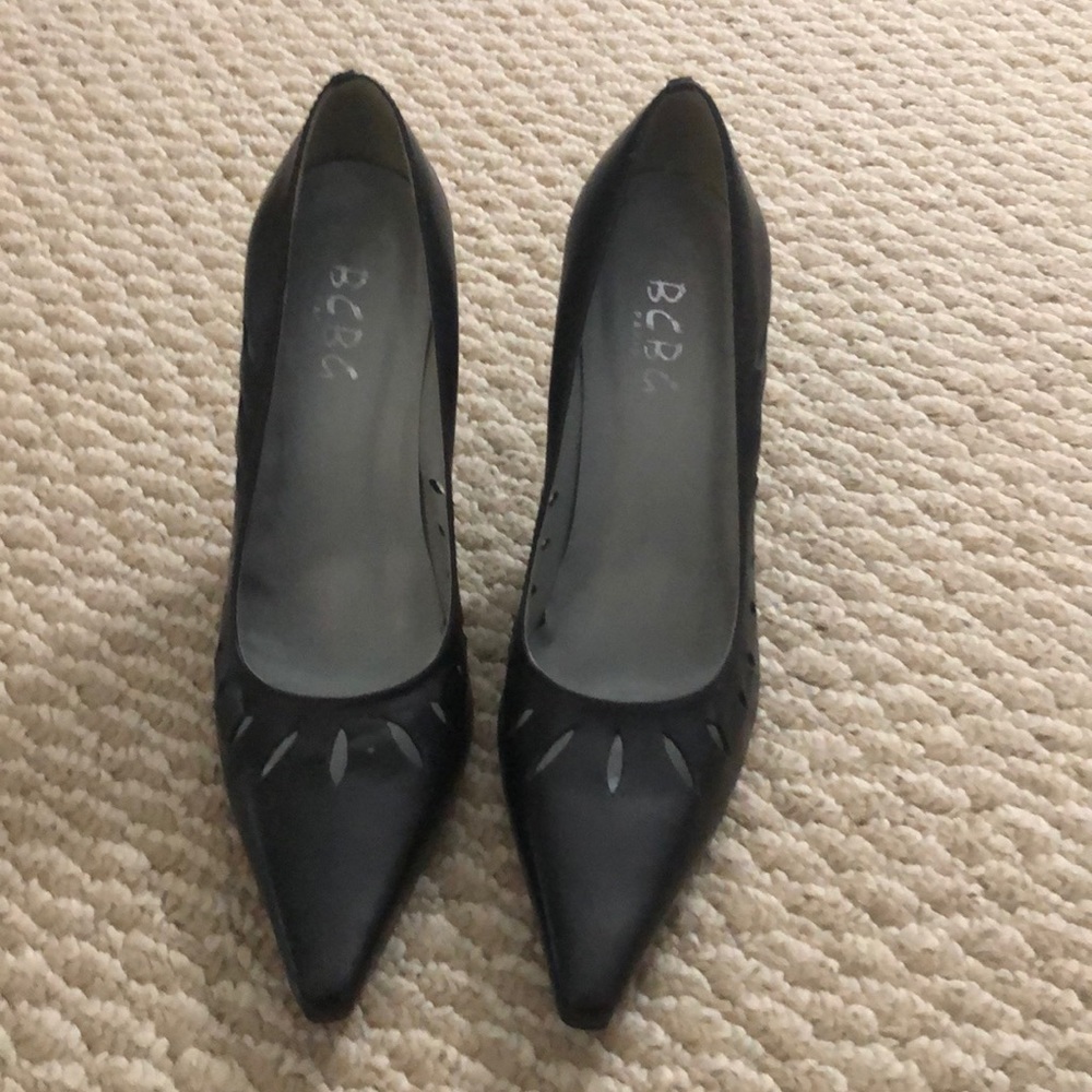 BCBG black heels size 7